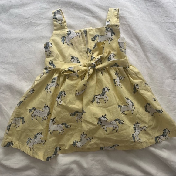 Lot (2) Baby Girl Dresses Blue Sanrio Pochacco Yellow Unicorns 12 Months - Picture 10 of 16